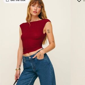 Reformation Darra red knit top size m never worn